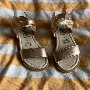 NWOT Girls Old Soles brand sandals
